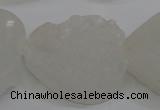 CAG5982 15.5 inches 30mm heart white agate gemstone beads