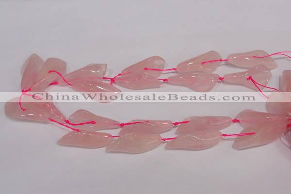 CFG05 15.5 inches 18*38mm carved trumpet flower rose quartz beads