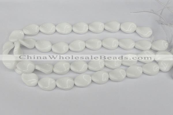 CTW76 15.5 inches 15*20mm twisted oval white agate gemstone beads