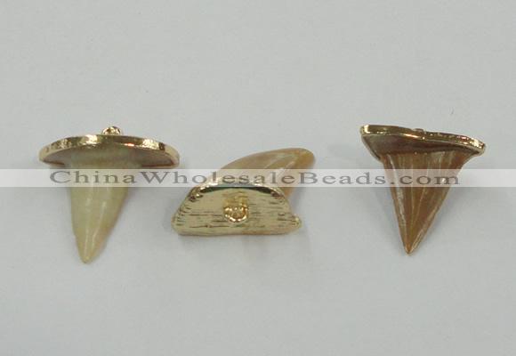 NGP2498 15*18mm - 18*20mm shark teeth pendants wholesale